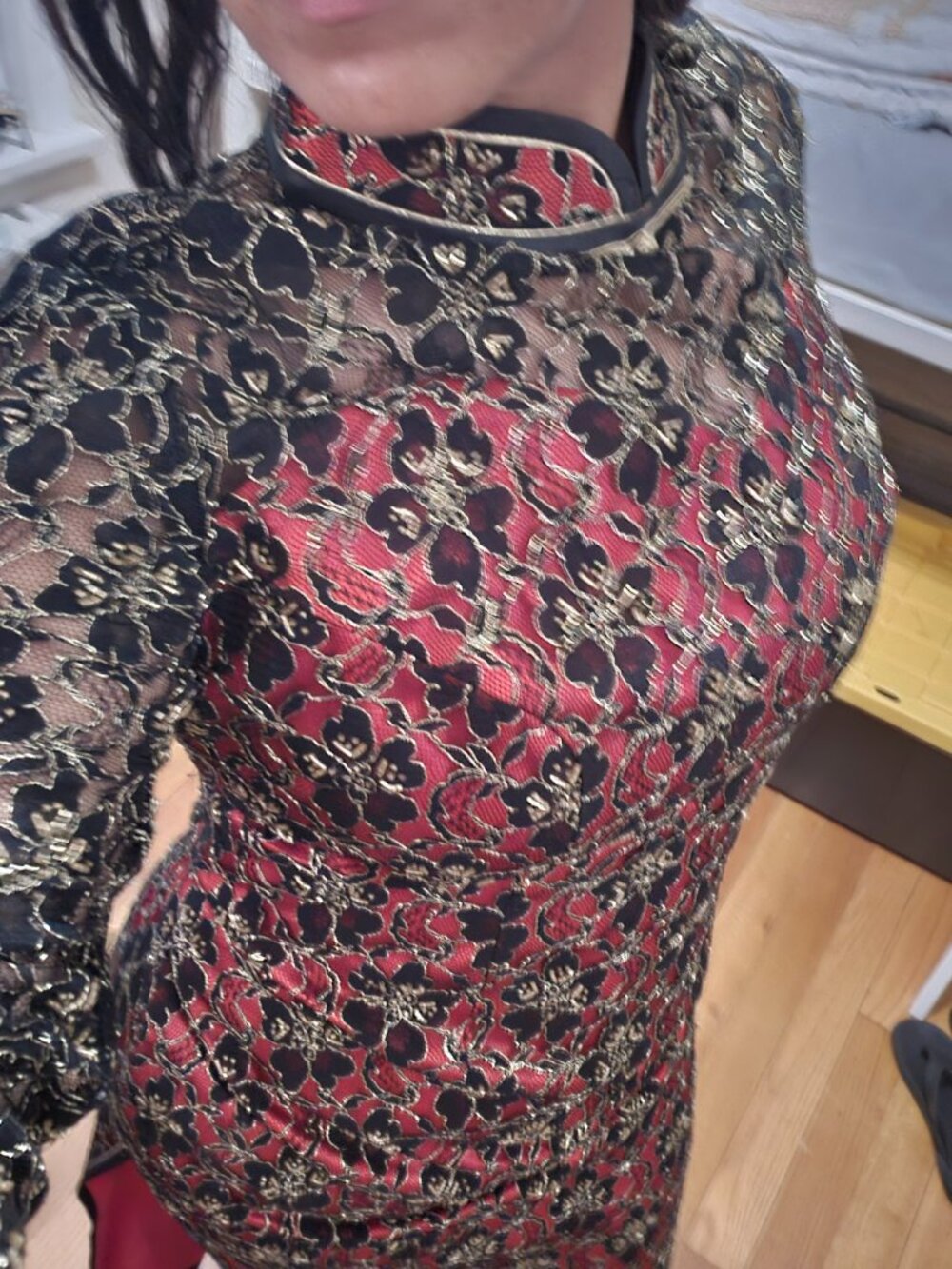 Custom gown - Picture 2 of 5